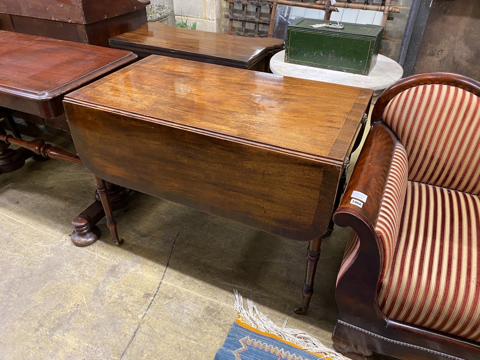 A Regency banded mahogany Pembroke table, width 93cm, depth 53cm, height 72cm